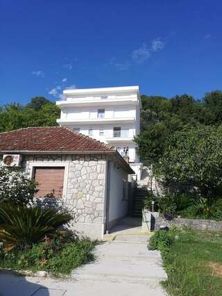 Апартаменты Villa Providenca apartments Тиват Апартаменты с 1 спальней-4